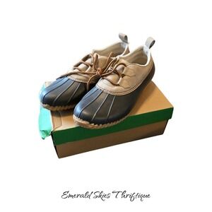 Women's JBU Glenda waterproof boots size 11 with box.